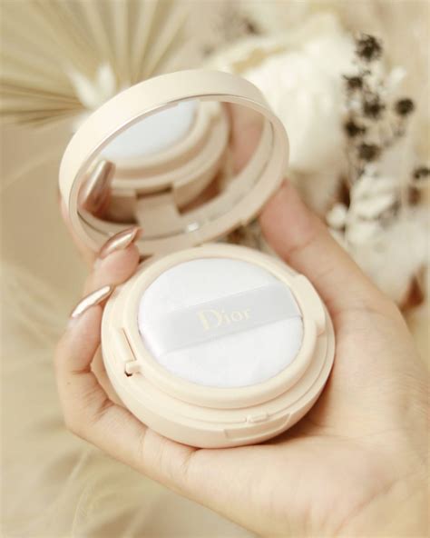 chrisitian dior loose powder|Dior forever cushion powder lavender.